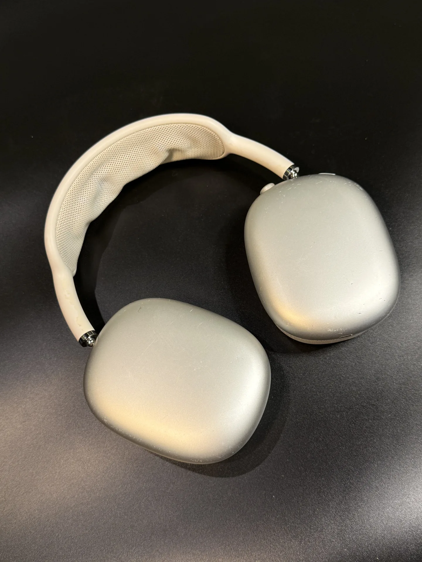 AirPods Max Lightning Silver