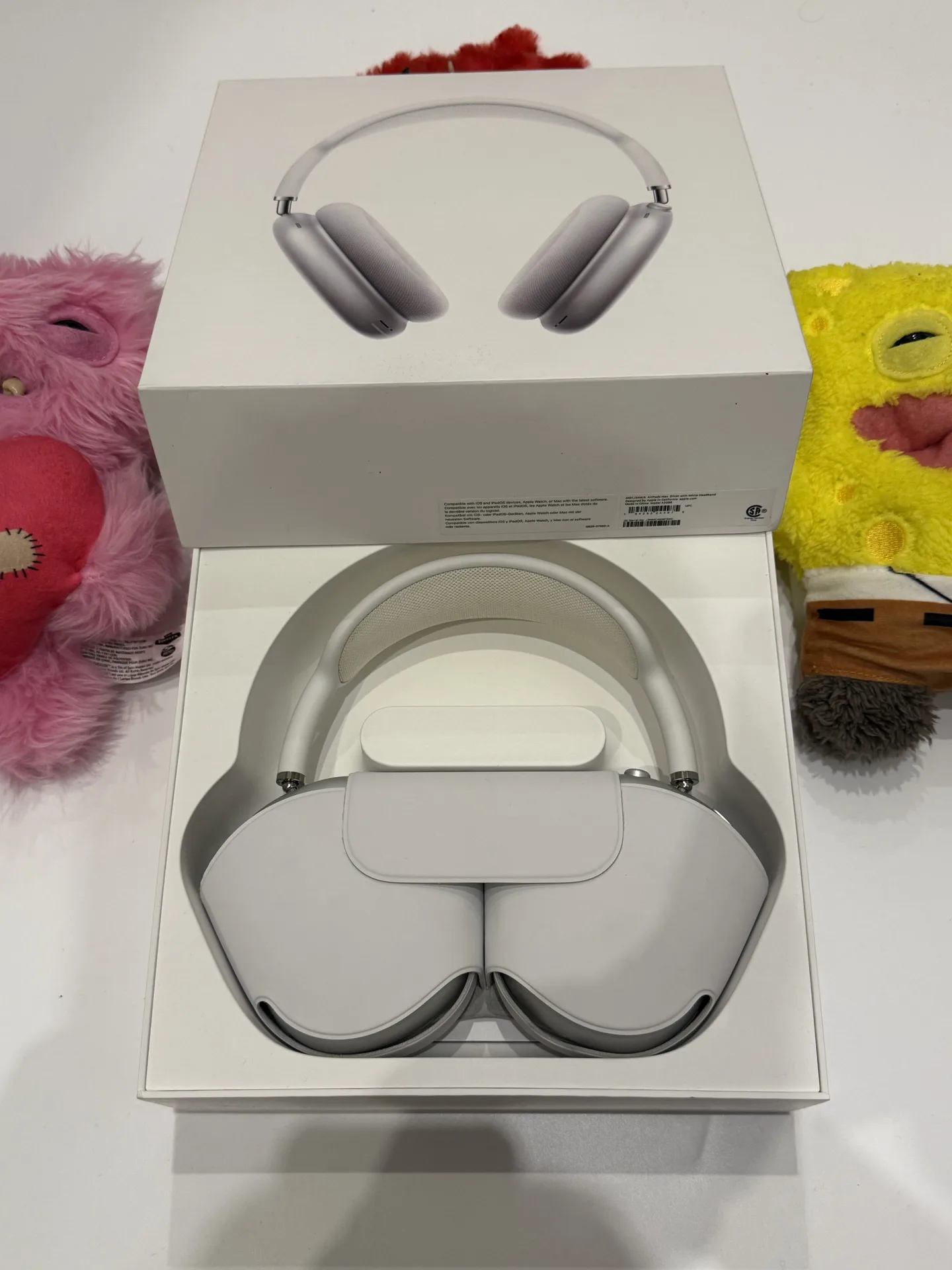 AirPods Max Silver Lightning