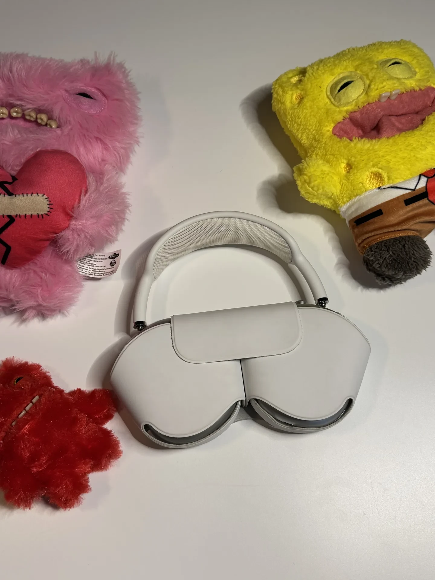 AirPods Max Silver Lightning