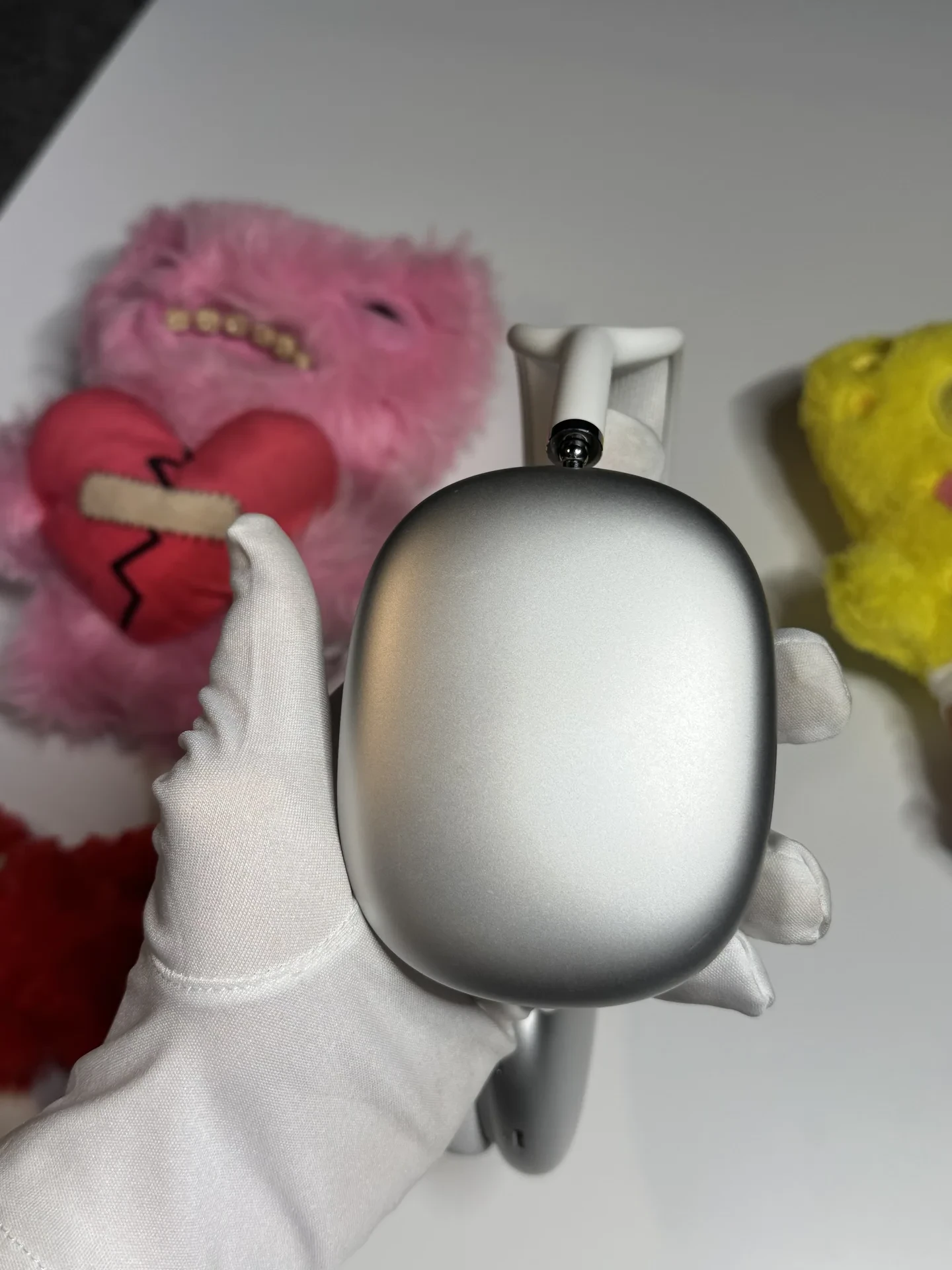 AirPods Max Silver Lightning