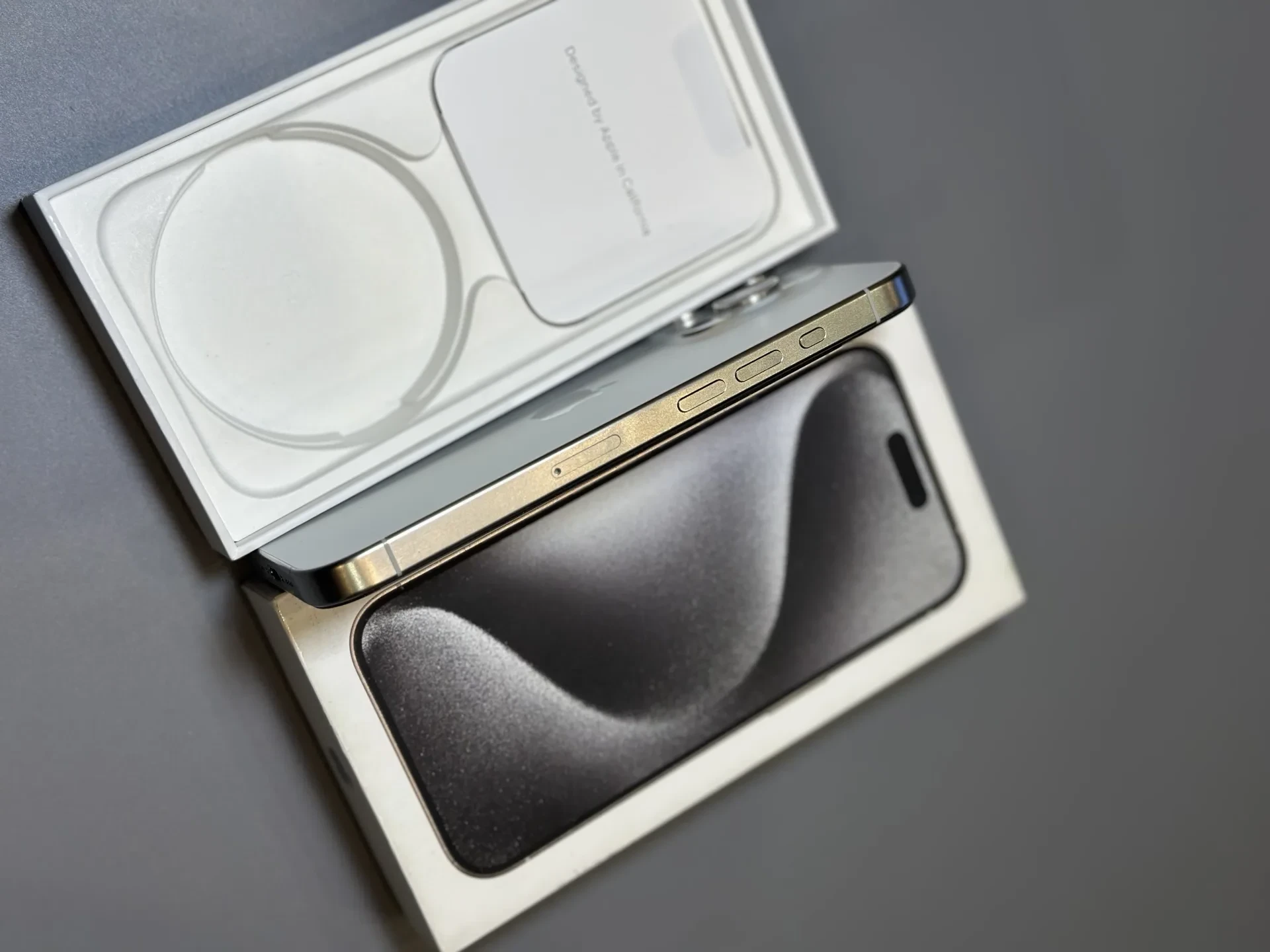 iPhone 15 Pro 128gb White