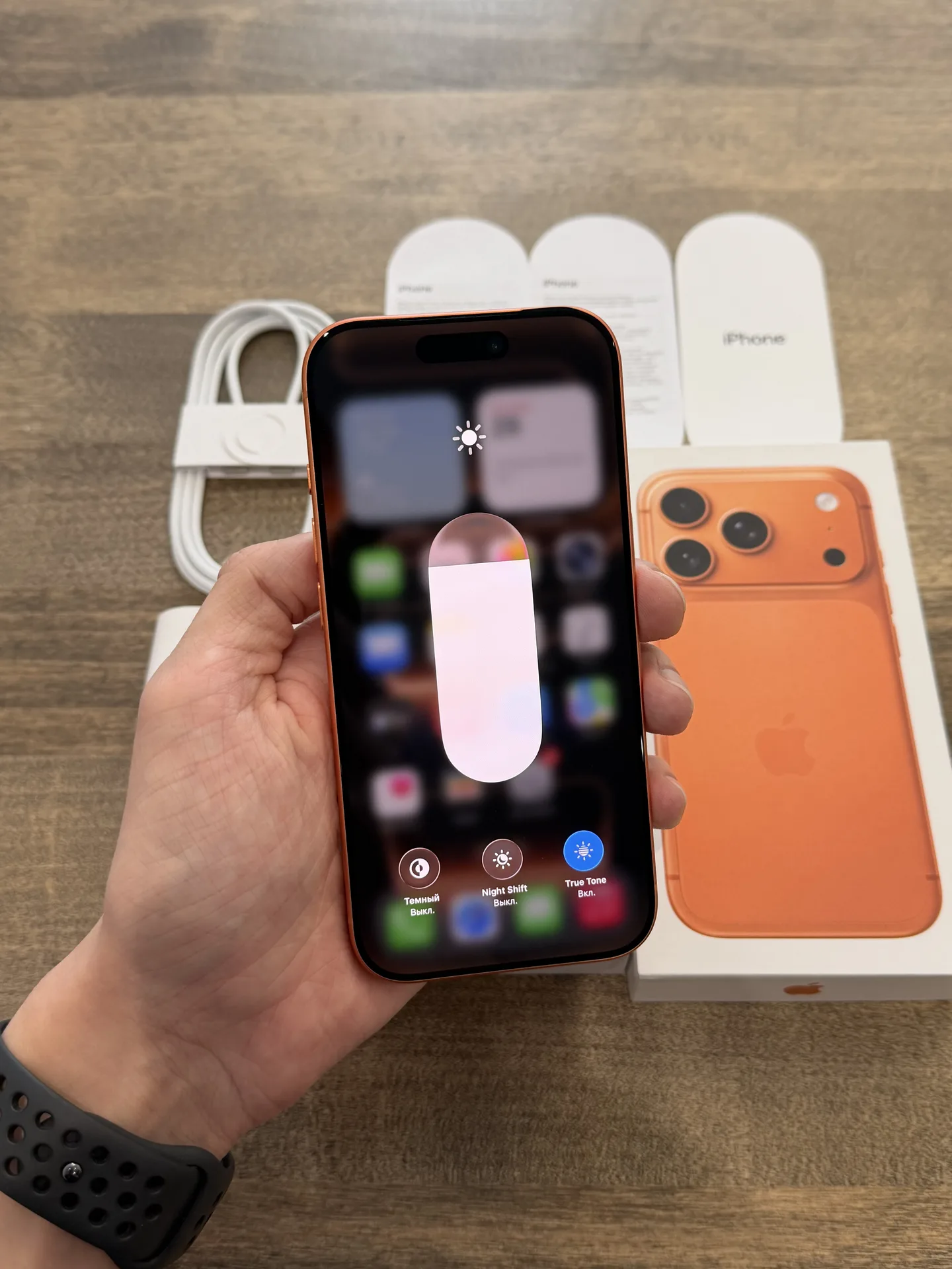 iPhone 17 Pro Comic Orange 256GB