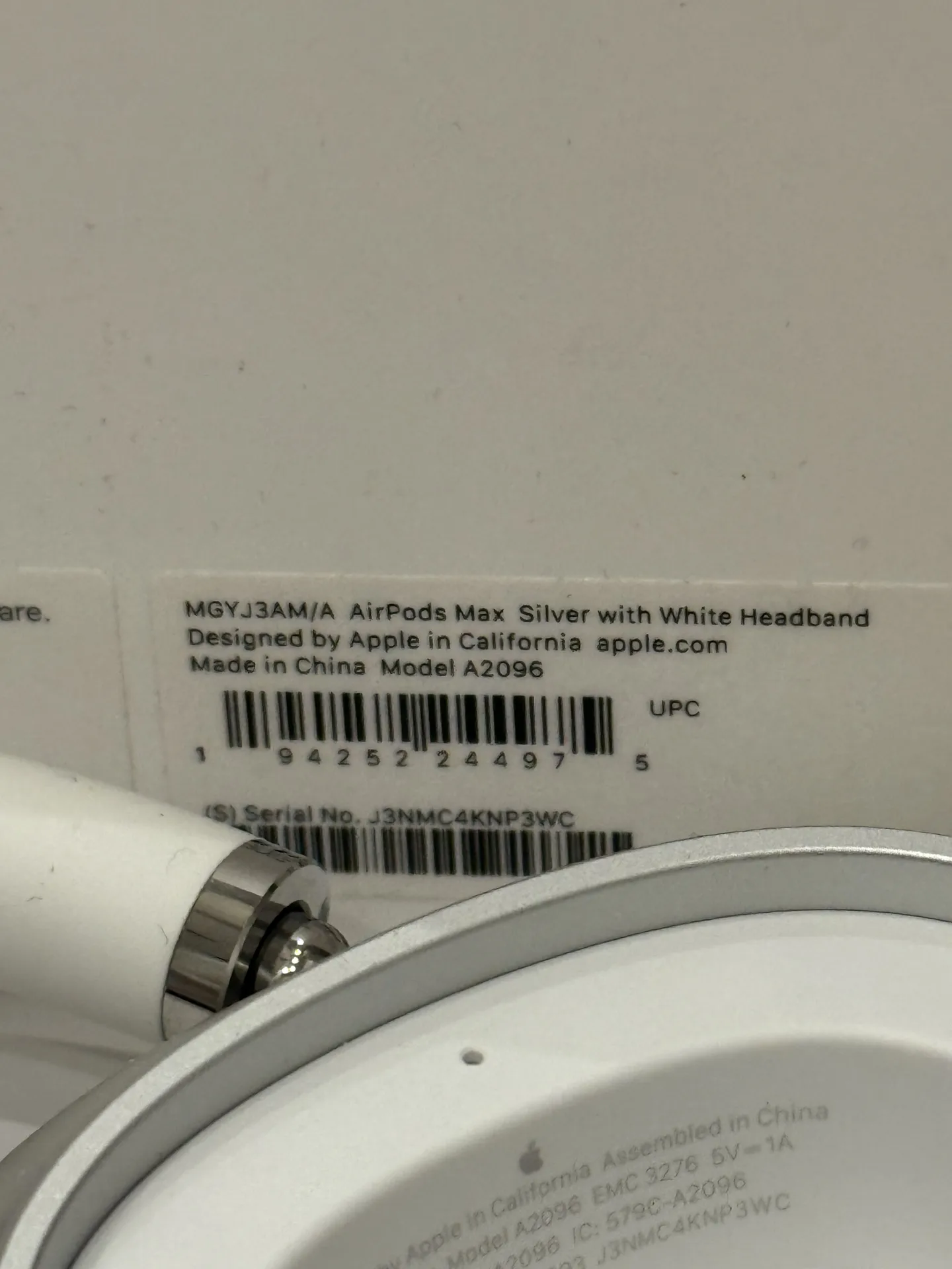 AirPods Max Silver Lightning